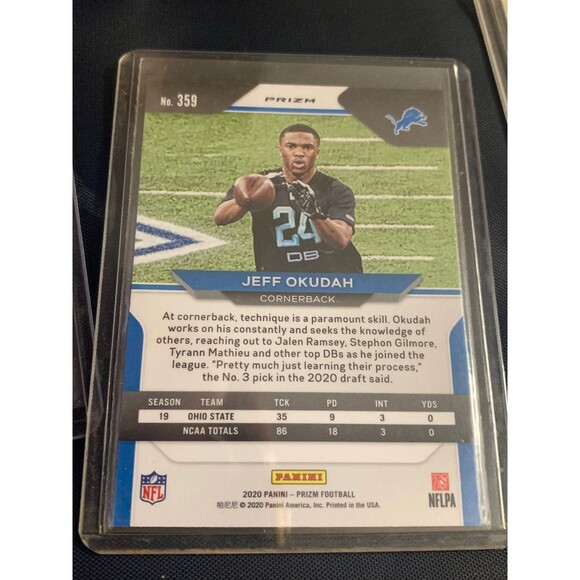 2020 Prizm Jeff Okudah RC Checkerboard Detroit Lions w/ Extras - Picture 4 of 8